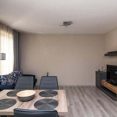 바르나 Cozy Flats Nearby Center Free Park Area 아파트 외부 사진