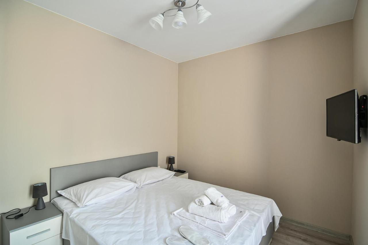 바르나 Cozy Flats Nearby Center Free Park Area 아파트 외부 사진