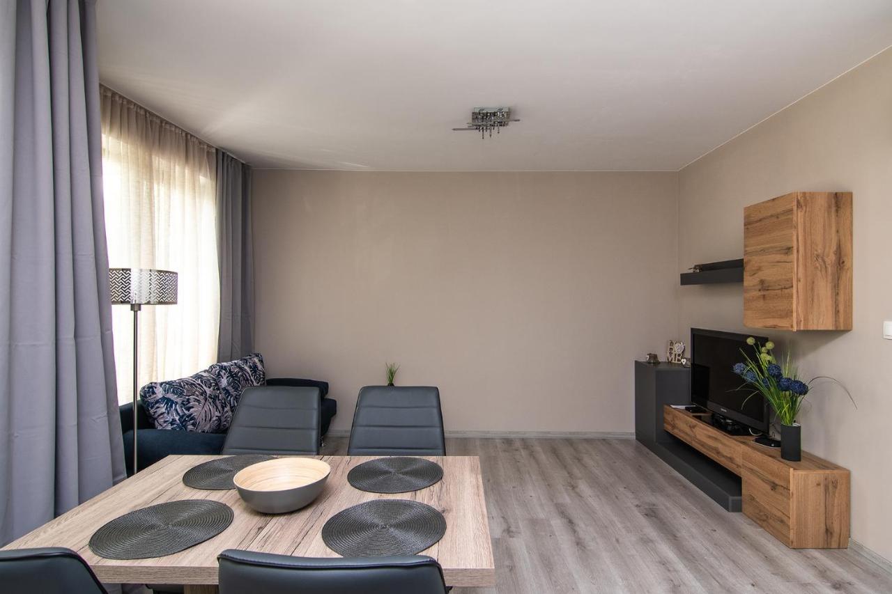 바르나 Cozy Flats Nearby Center Free Park Area 아파트 외부 사진